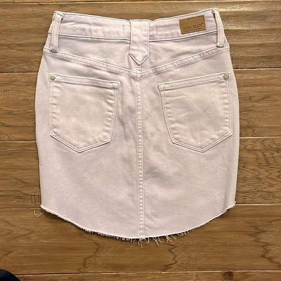 Judy Blue High Waist Garment Dyed Shirttail Hem Skirt Size XS - Picture 6 of 9